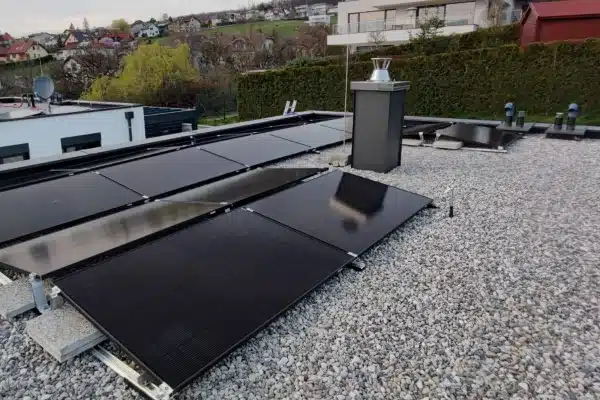 PV-Anlage auf Flachdach in Wien Umgebung Gablitz